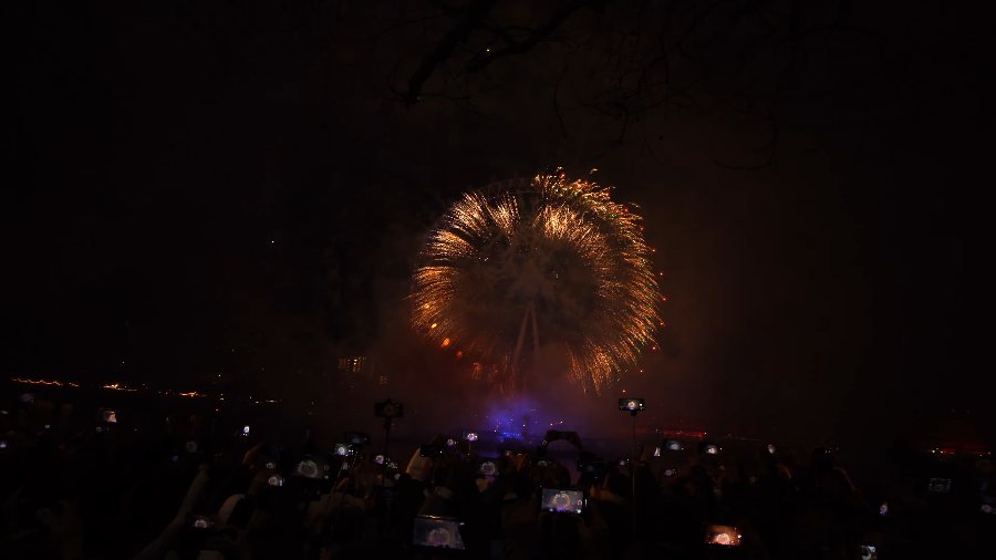 A ring of gold sparks round the Eye's rim in the dark